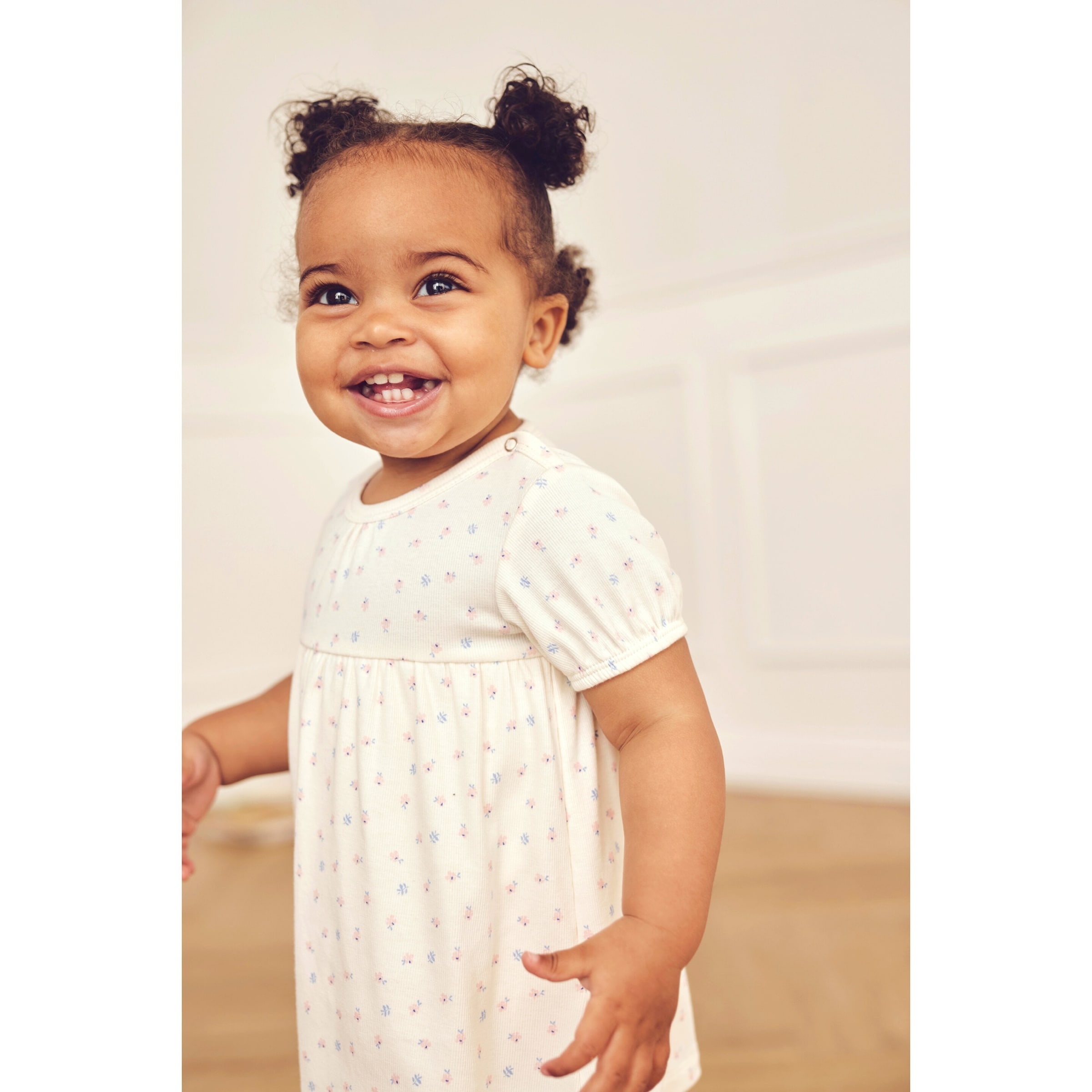 Bodykleid kurzarm Puffärmel Blumen Rippqualität