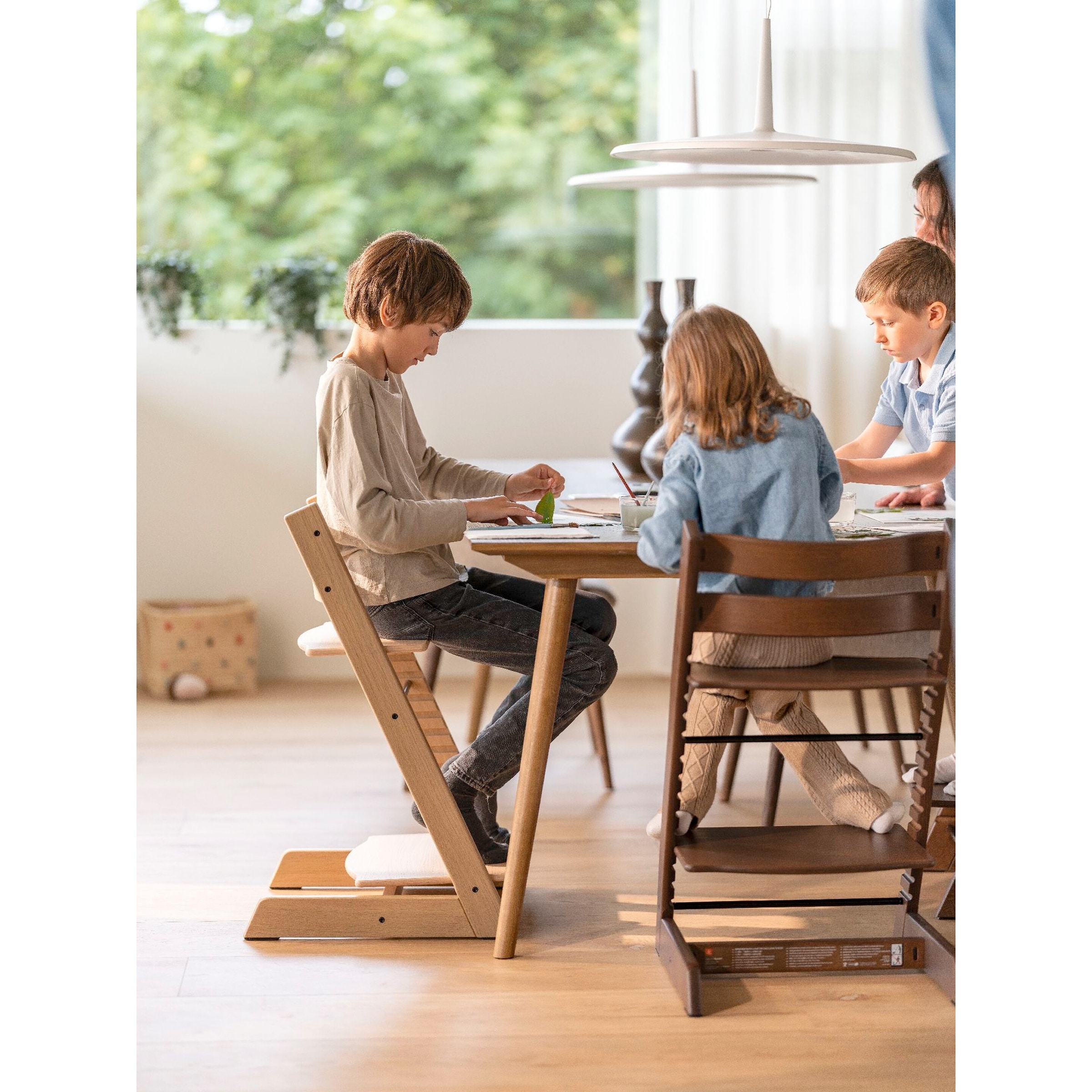 Bundle Treppenhochstuhl Eiche inkl. Babyset & Tray