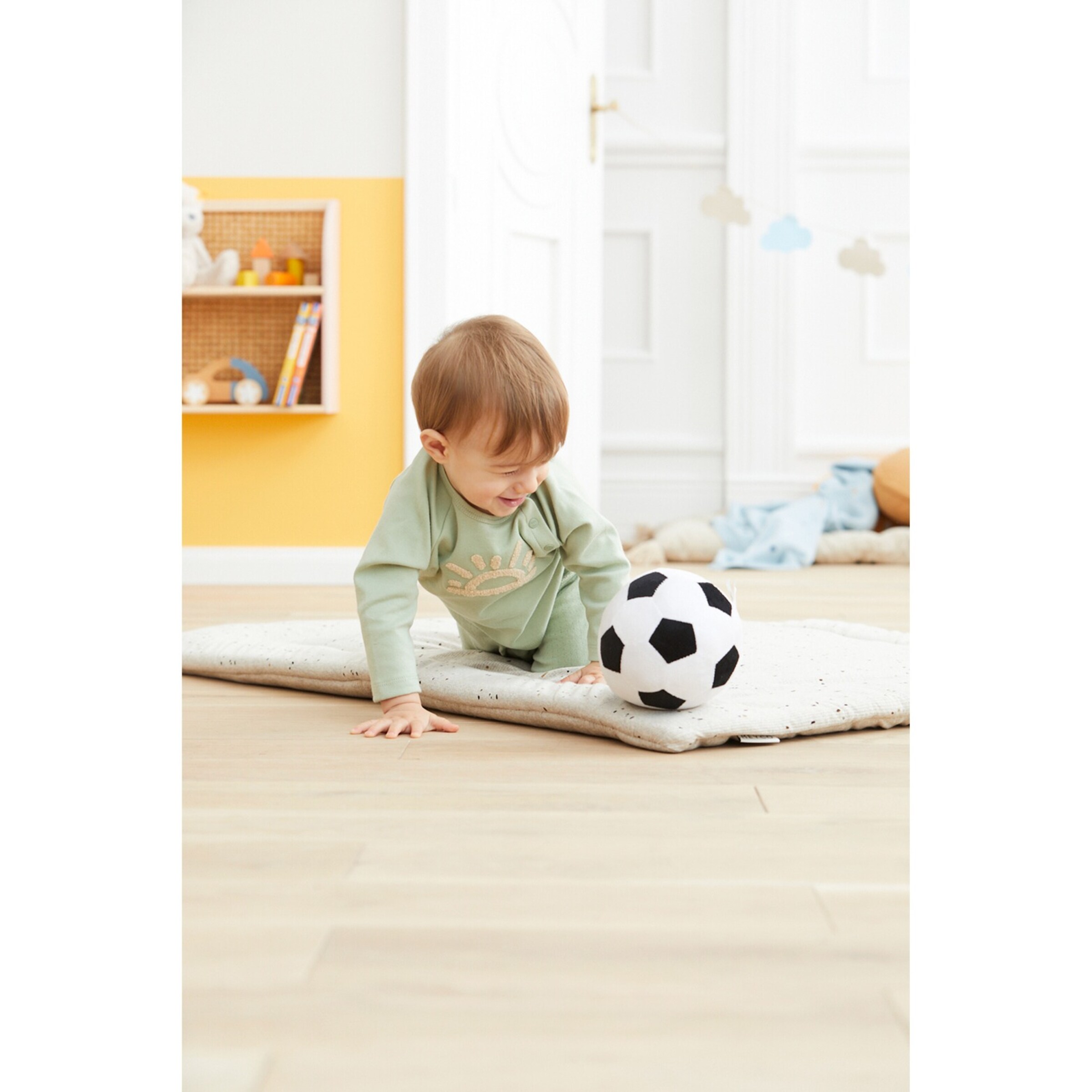 Sterntaler Stoffball Bauernhof - Baby Spielball Mit Knisterfolie & Rassel