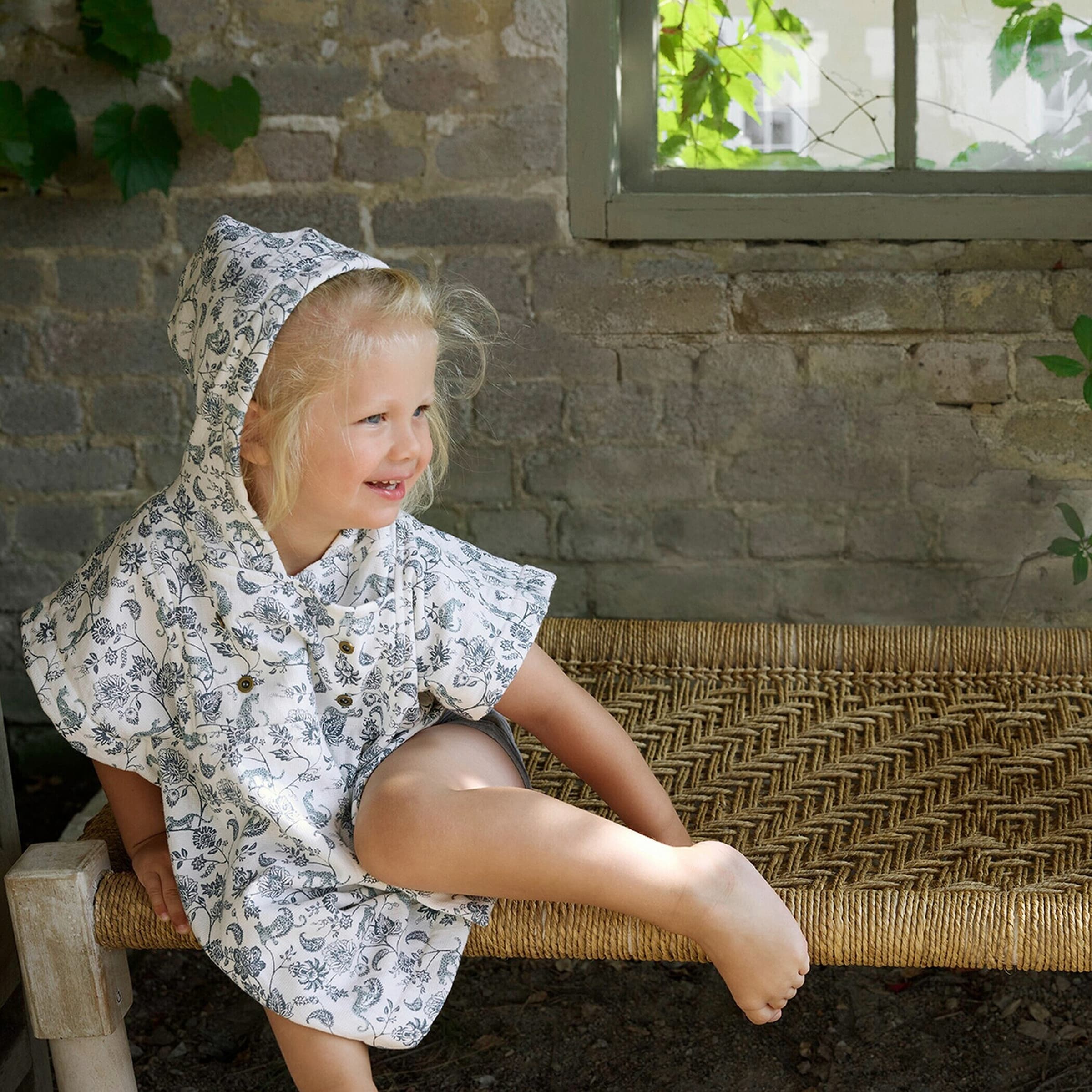 Elodie Badeponcho - Garden Leo Toile