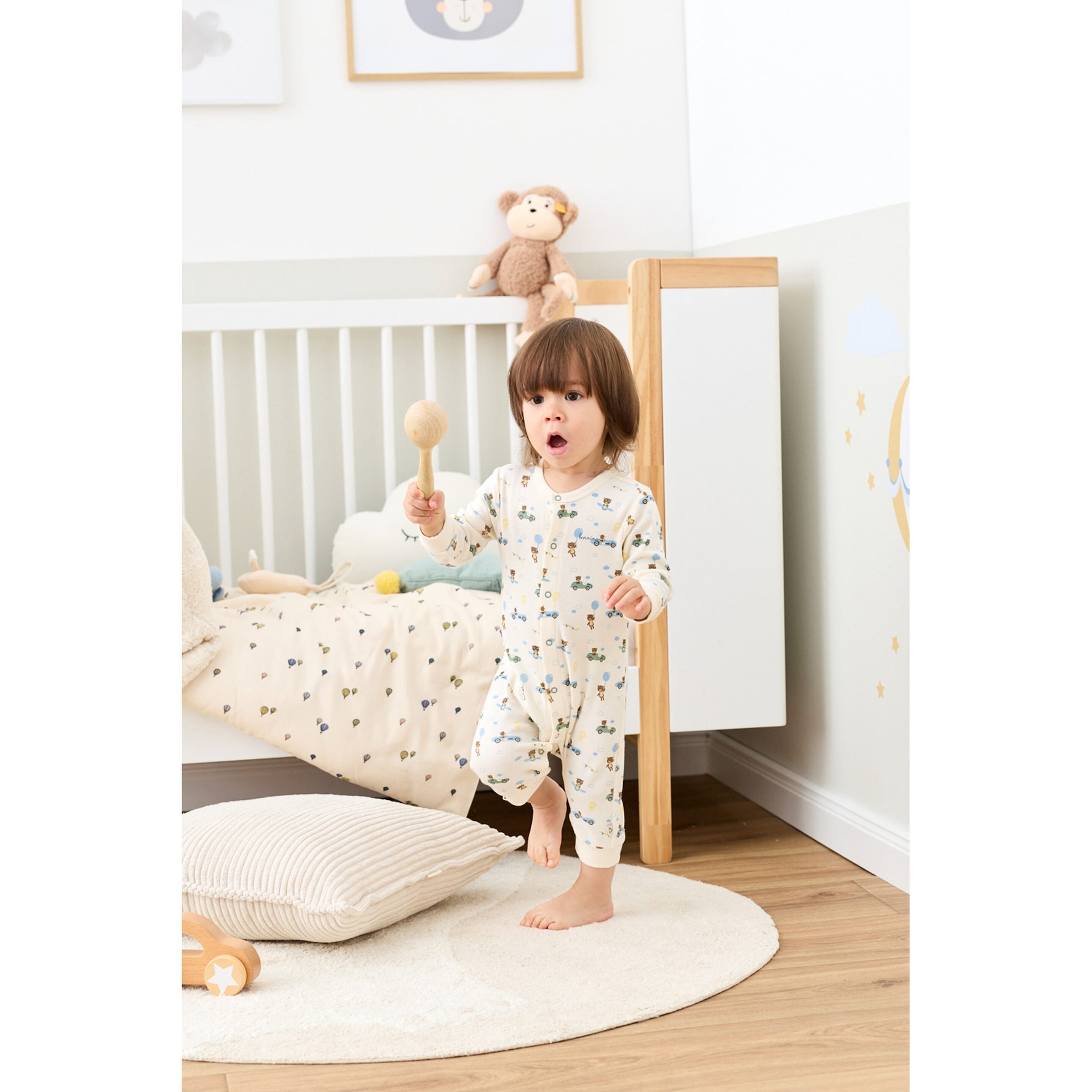 Schlafoverall On the road