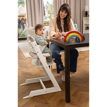 Bundle Treppenhochstuhl inkl. Sitzkissen Classic Mickey Signature und Babyset