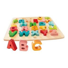 Puzzle mit Großbuchstaben