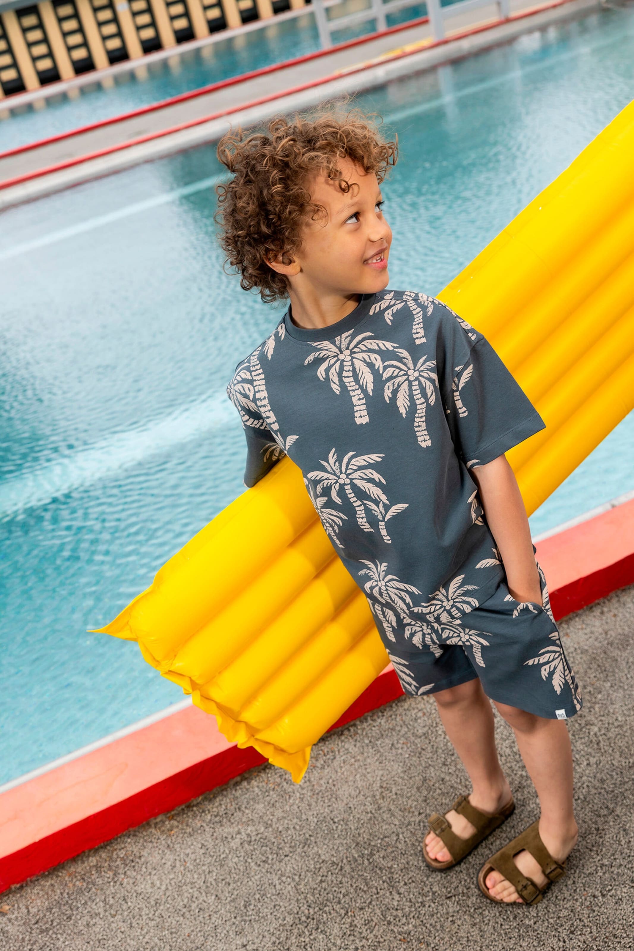 Thumbnail - Noppies Kids Shorts relaxed fit all over print