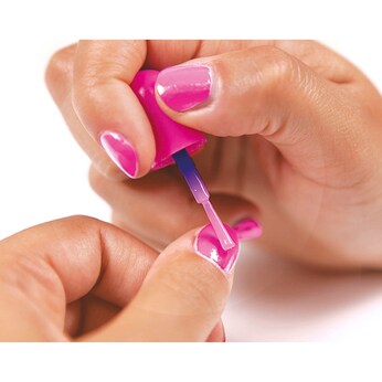 Nagel Studio Cool Nail Art
