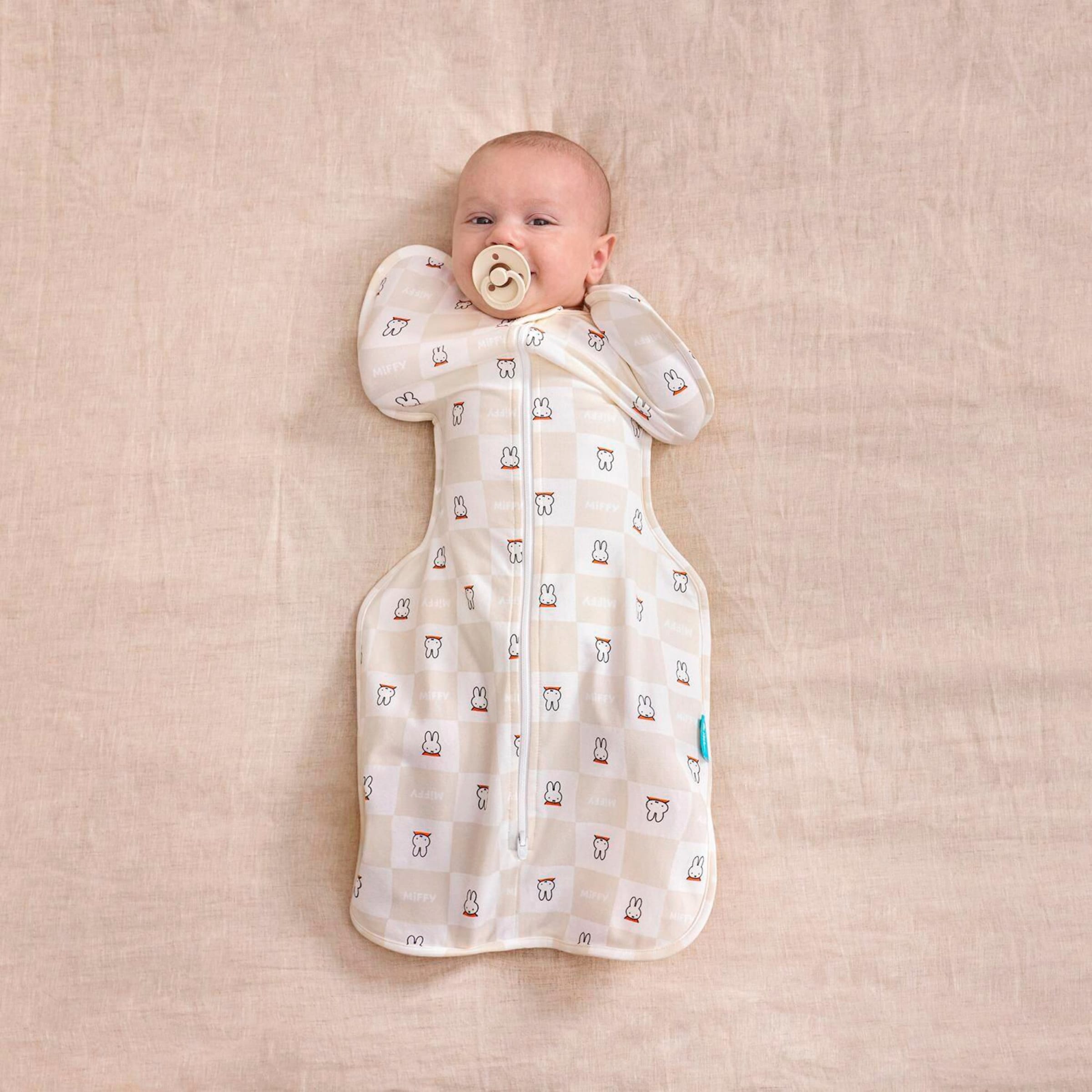 Love To Dream Pucksack Miffy Swaddle Up™ 1.0 TOG