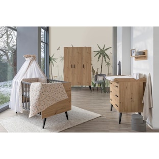 3-tlg. Babyzimmer Morris Oak mit 3-türigem Kleiderschrank