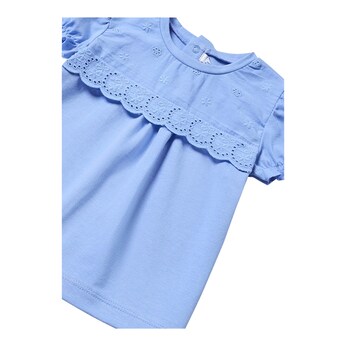 T-Shirt Lockstickerei
