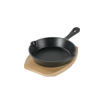 Freyersbacher Gusseisenpfanne 15 cm, Emaille Bratpfanne | mit Brett und Tuch