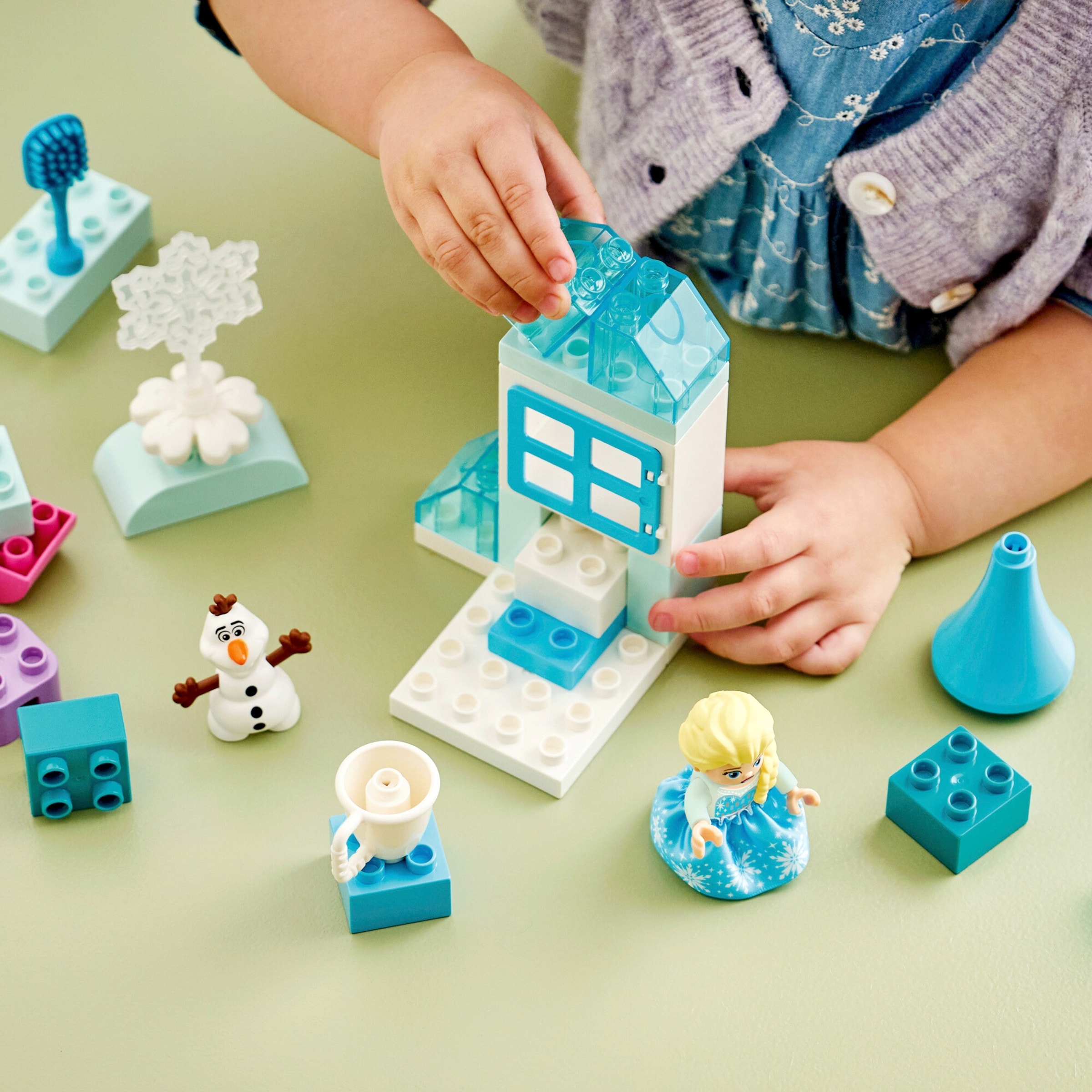 10462 Frozen Kreativbox mit Elsa und Olaf