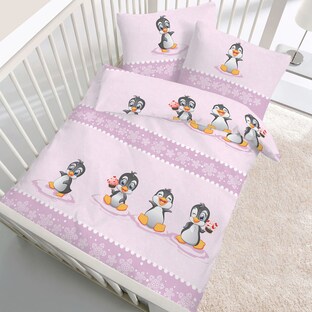 La parure de lit en flanelle « Bébés pingouins » 40 x 60 / 100 x 135 cm