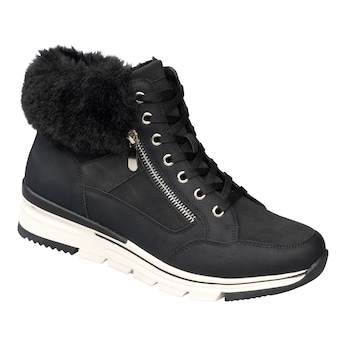 Warme sneakers met spikes "Smilla"