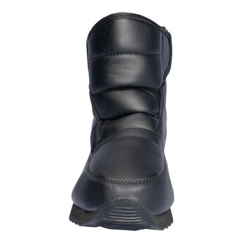 Winterstiefel mit Spikes
