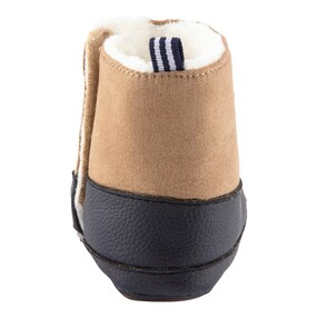 Winterschuhe mit Schnürung