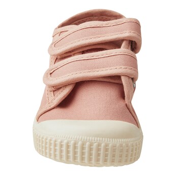 Schuhe mit Klettverschluss