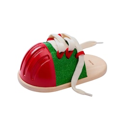 Schnürschuh