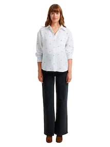Bluse mit Herzstickereien für Schwangerschaft und Stillzeit