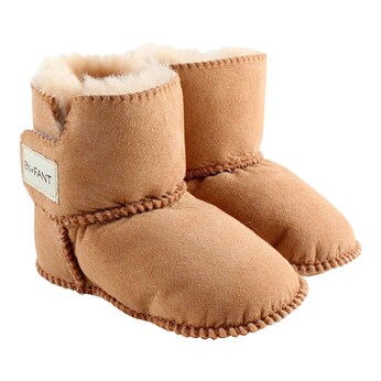 Lammfellschuhe mit Klettverschluss