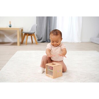 Montessori Box mit Kugeln