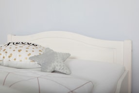 Einzelbett "Leni" 120x200 Kiefer weiß
