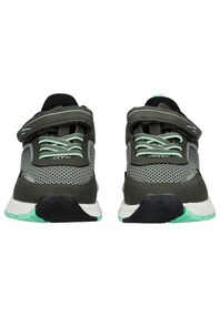 Halbschuhe