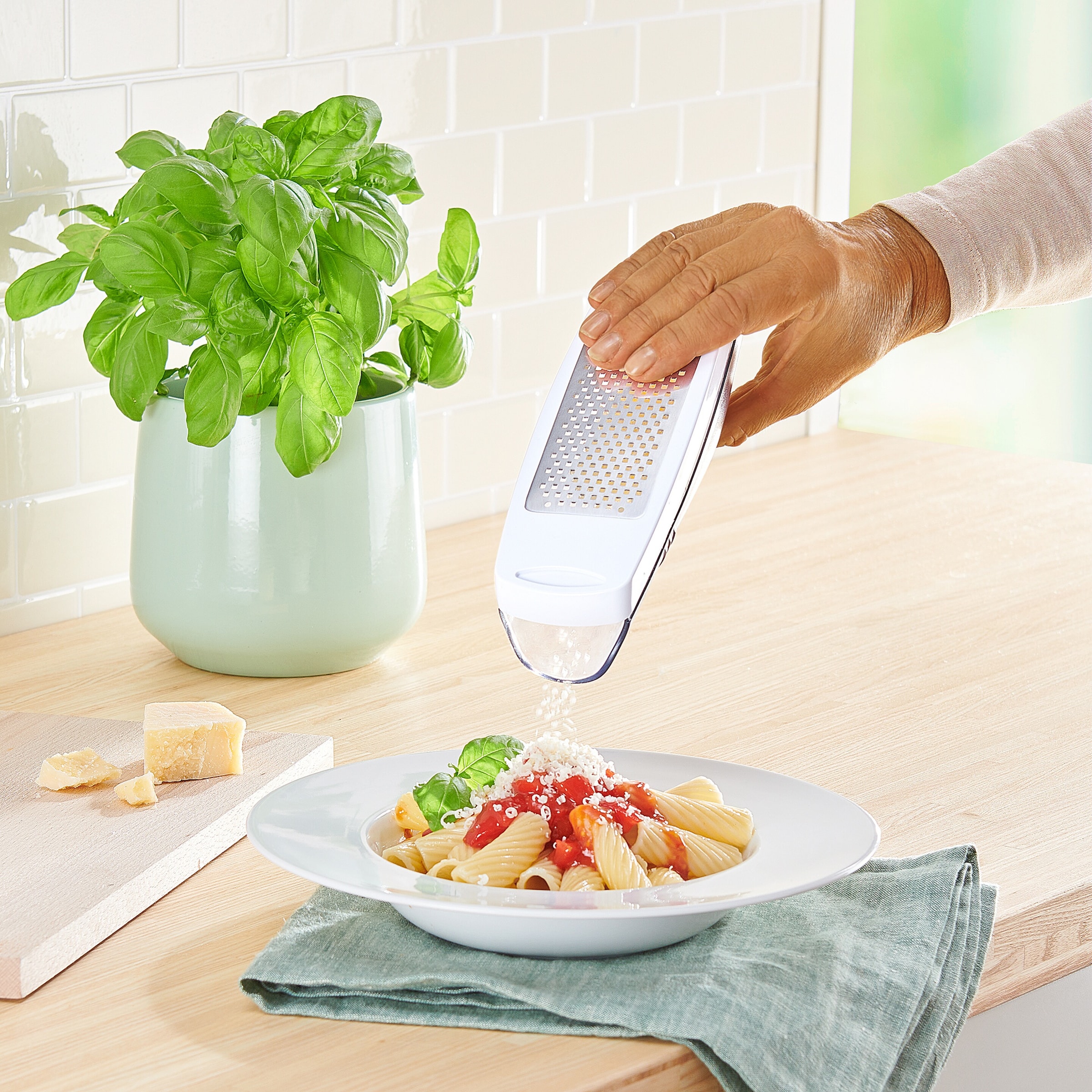 Reiben-Duo mit Auffang-Streufach