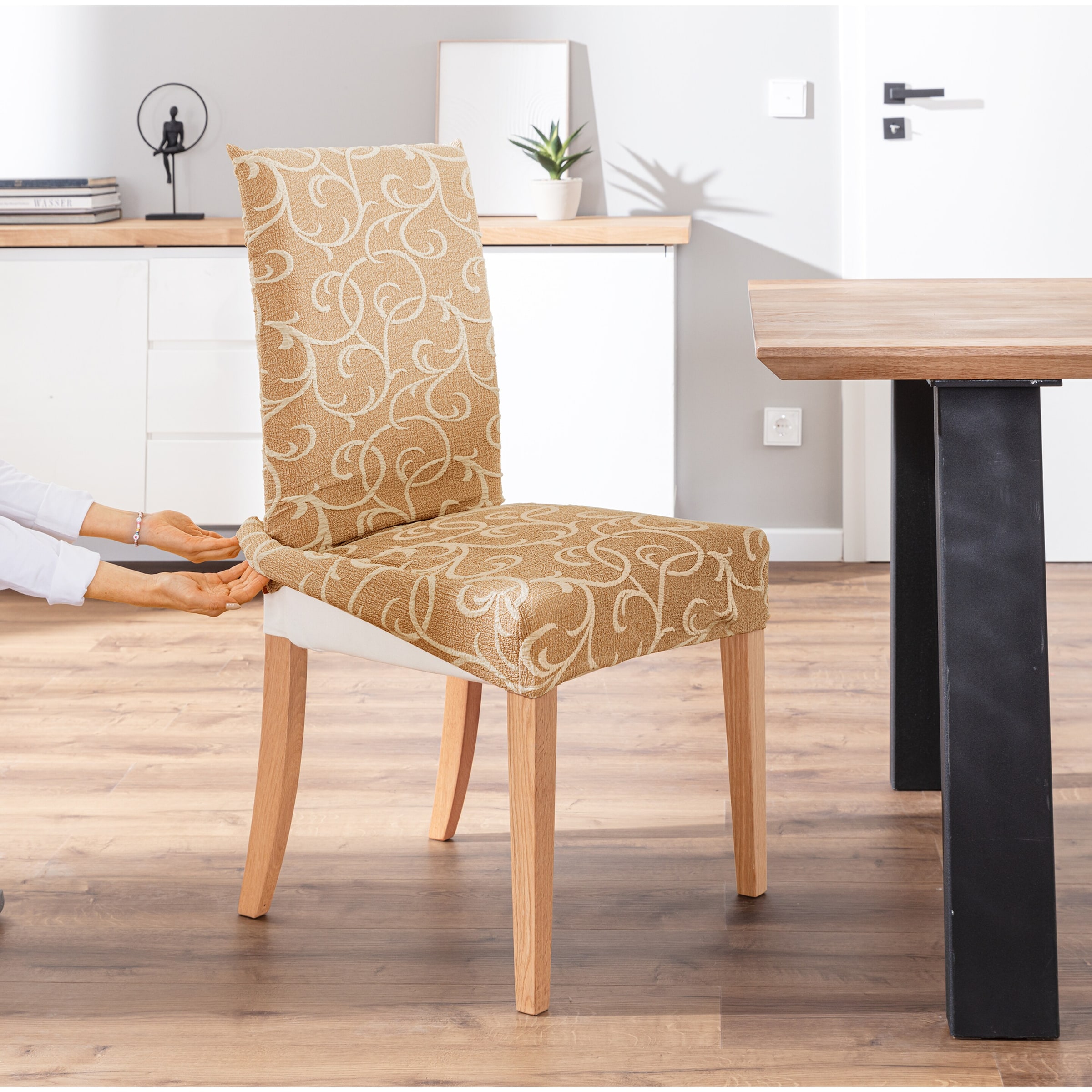 Stuhlhusse „Ornamente“, 2 Stück, beige