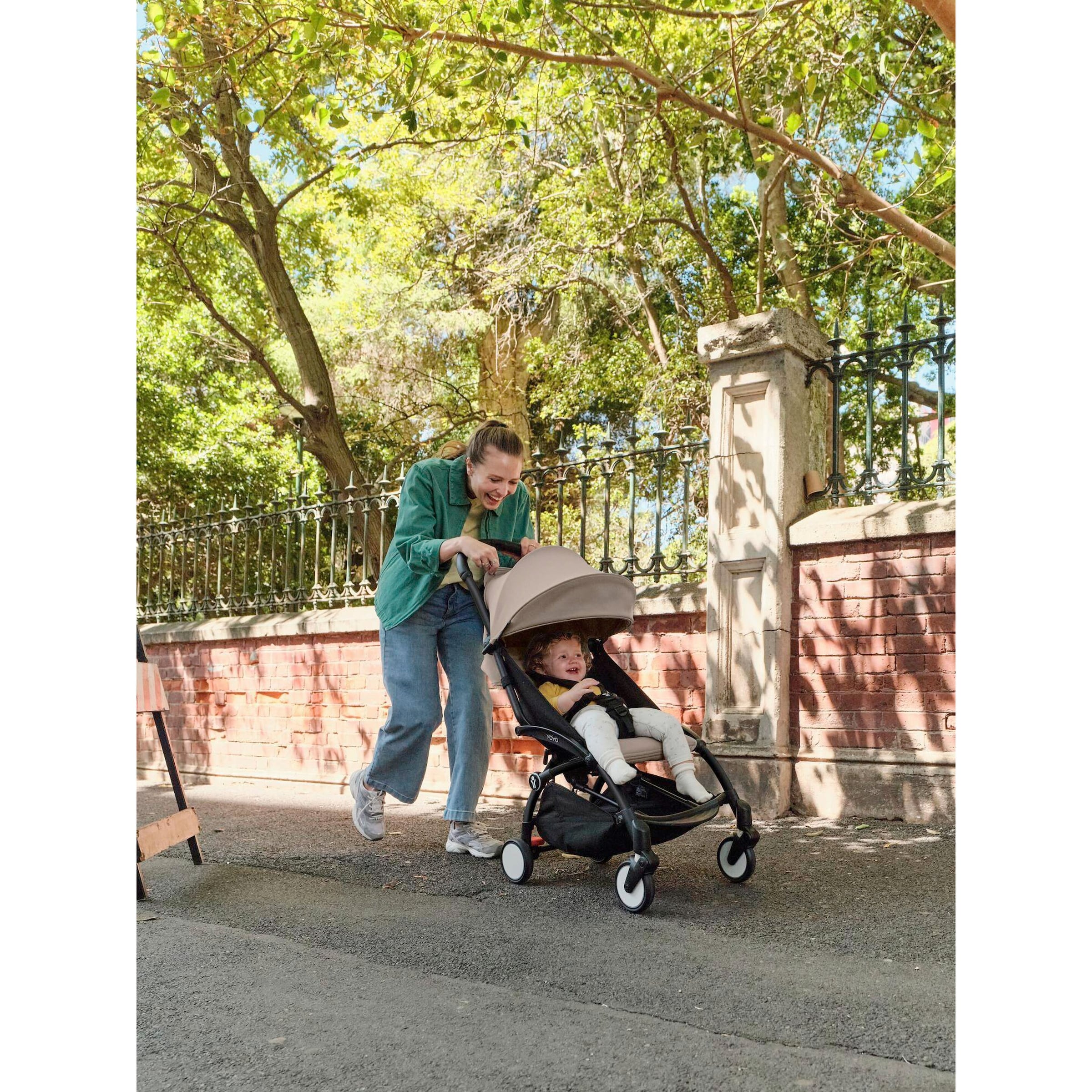Stokke® yoyo3 Buggy inkl. Neugeborenenset beige Stokke® yoyo3 Buggy inkl. Neugeborenenset beige