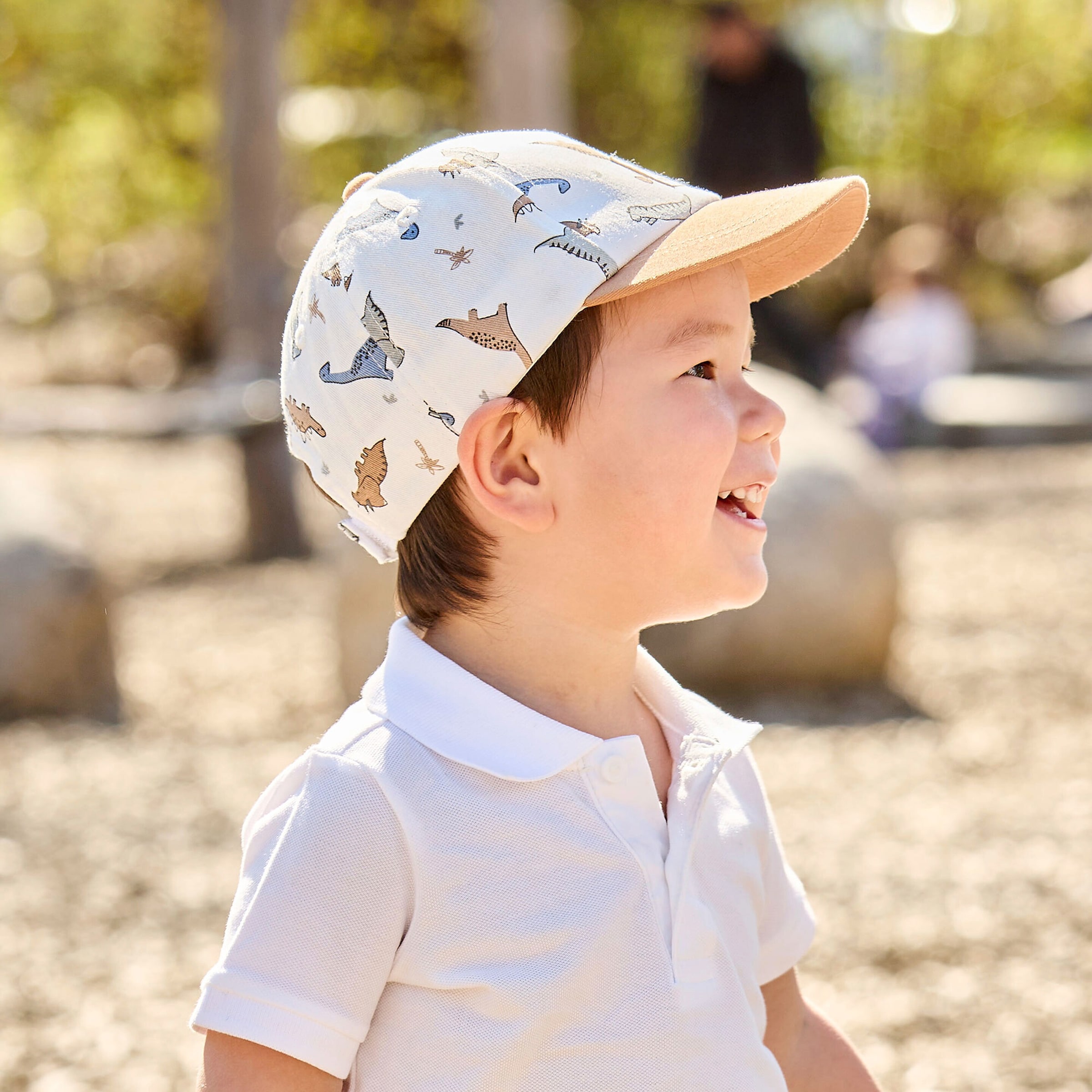 Thumbnail - Maximo Cap Dinos