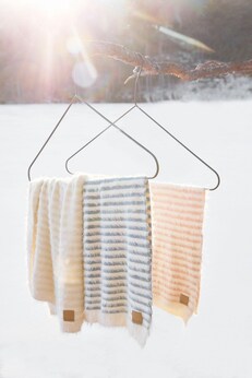 Plüschdecke - Berry Blue