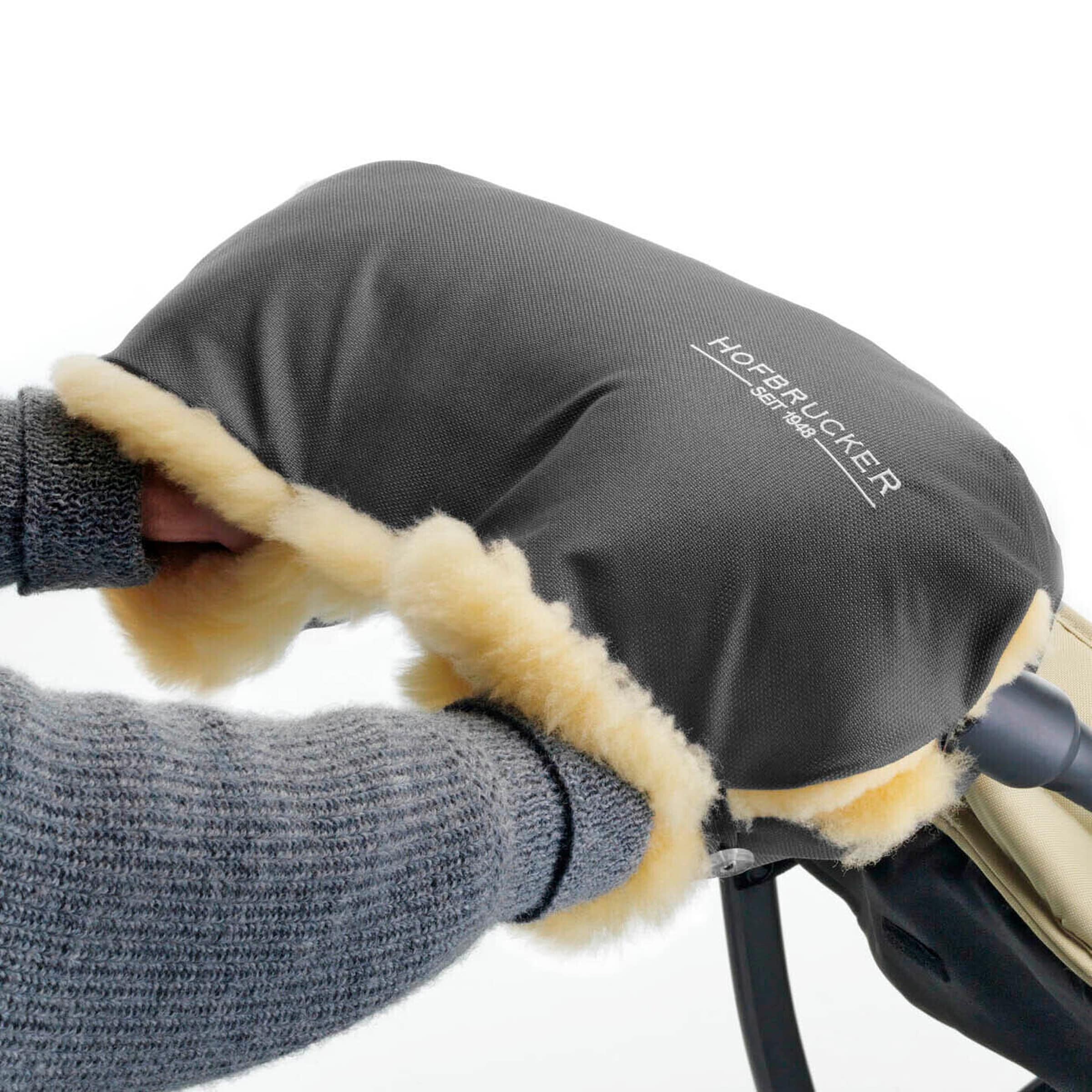 Hofbrucker Lammfell-Handwärmer für Kinderwagen Lammfell Handmuff grau