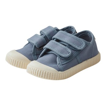 Schuhe mit Klettverschluss