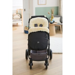 Lammfell-Fußsack Skaidi für Kinderwagen, Buggy
