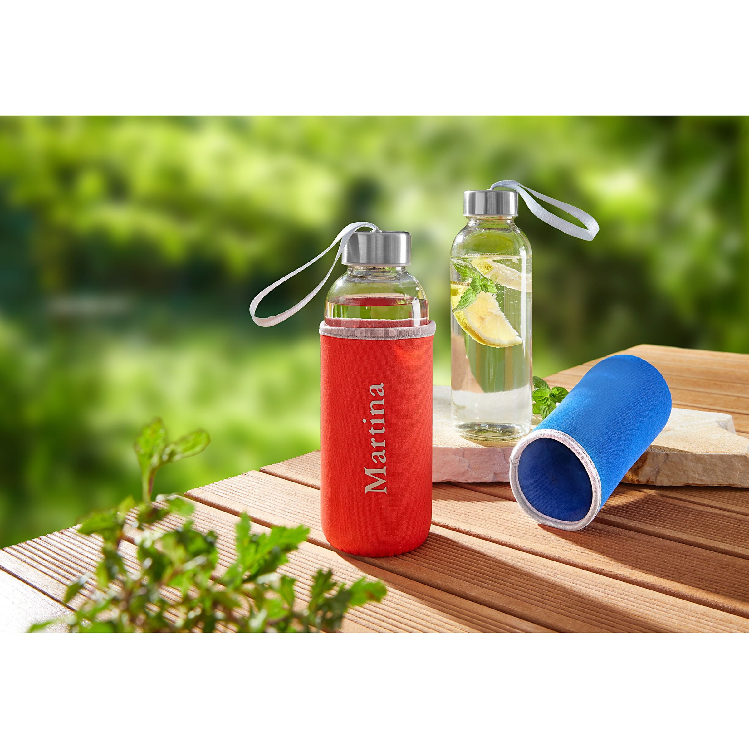 Glas-Trinkflasche personalisiert mit Namen, blau
