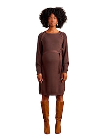 Strickkleid mit Gürtel für die Schwangerschaft