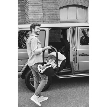 Kombikinderwagen SMILE 5Z LUX Travel-Set inkl. Babyschale BABY-SAFE PRO i-SIZE und Isofix-Basis VARIOBASE 5Z