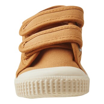 Schuhe mit Klettverschluss