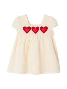 Baby Musselin-Kleid, gehäkelte Passe mit Herzen