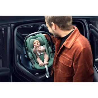 Babyschale Pebble 360 inkl. Kindersitz Pearl 360 und Isofix-Basis FamilyFix 360
