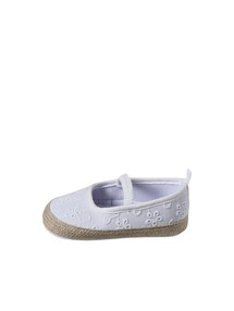 Festliche Baby Ballerinas mit Lochstickerei / Krabbelschuhe
