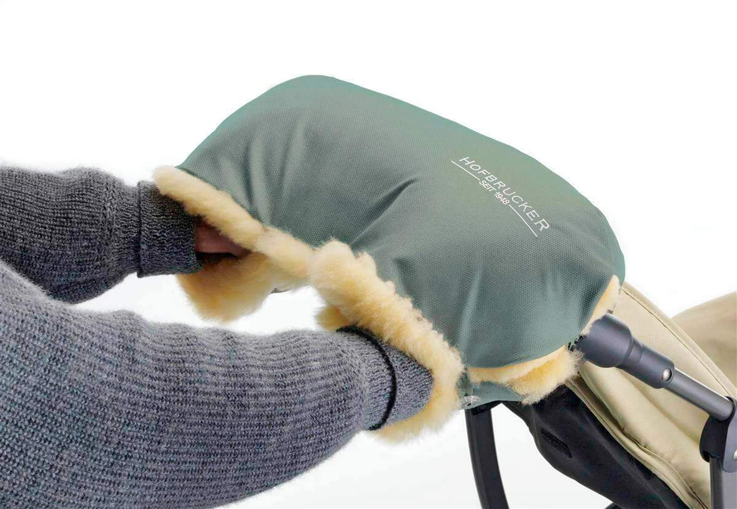 Hofbrucker Lammfell-Handwärmer für Kinderwagen Lammfell Handmuff gruen