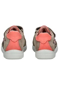 Halbschuhe