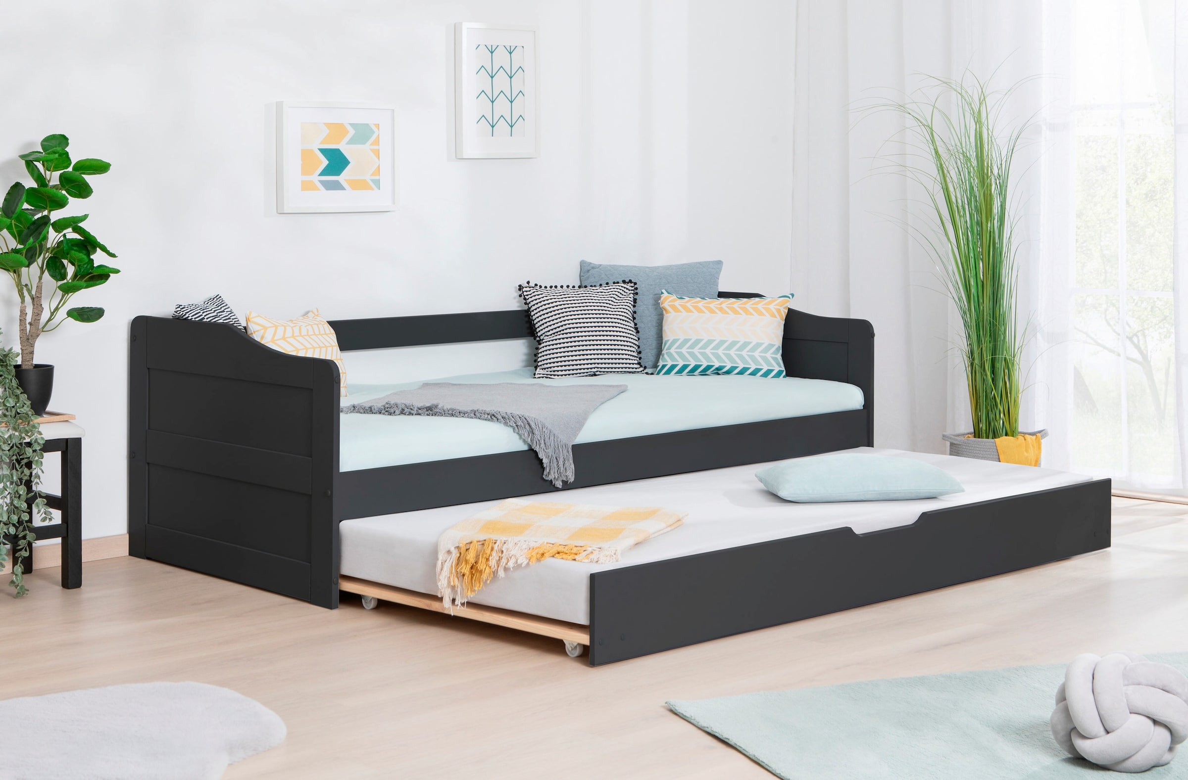 Ticaa Sofabett Funktionsbett Gästebett mit Auszug Melinda Kiefer Grau