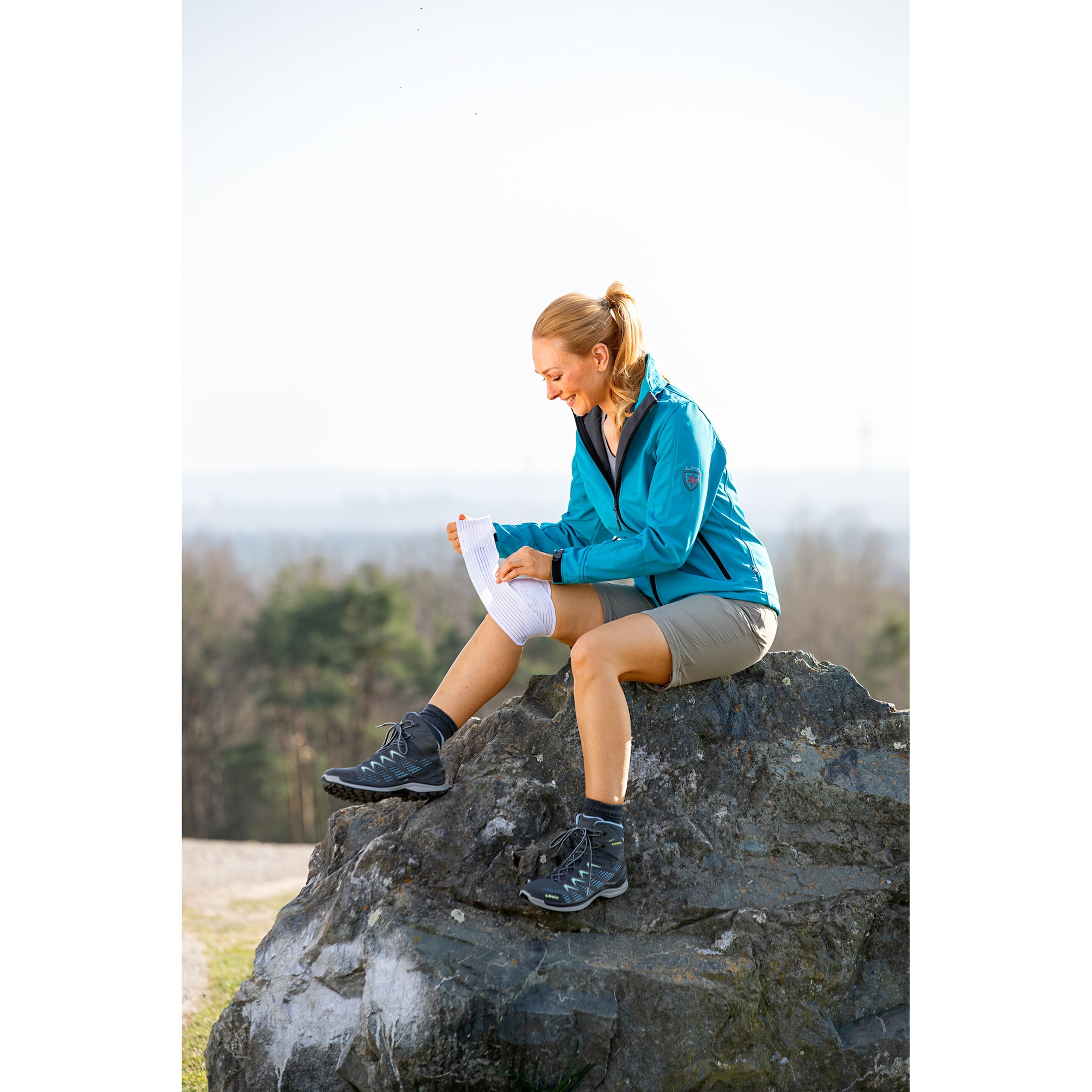 Kniebandage mit Anti-Rutschbeschichtung