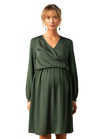 Fließendes Wickelkleid für Schwangerschaft und Stillzeit