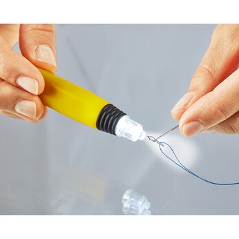 LED-Nadeleinfädler