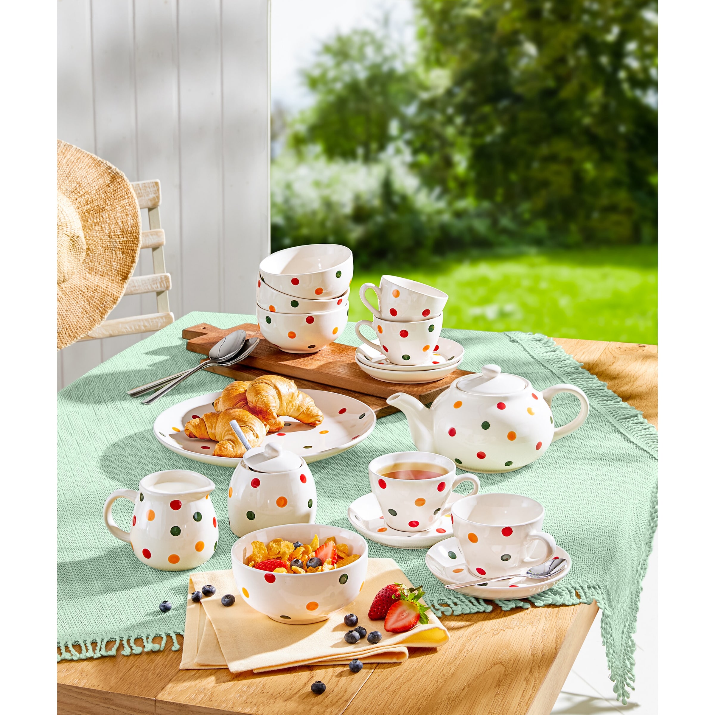 Tassen-Set „Kunterbunt“ mit Untertassen, 8-teilig, je 200 ml