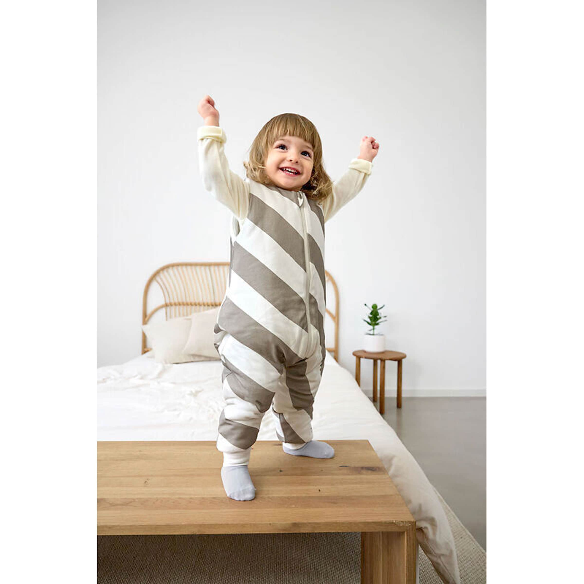 Thumbnail - Lässig Ganzjahres-Sleepoverall 2.5 TOG