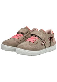 Halbschuhe