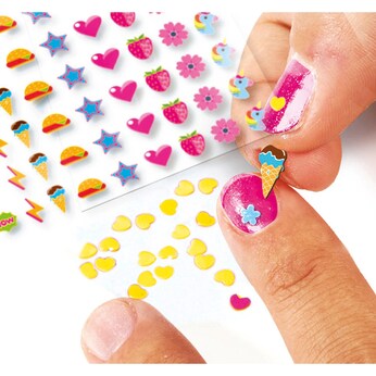 Nagel Studio Cool Nail Art